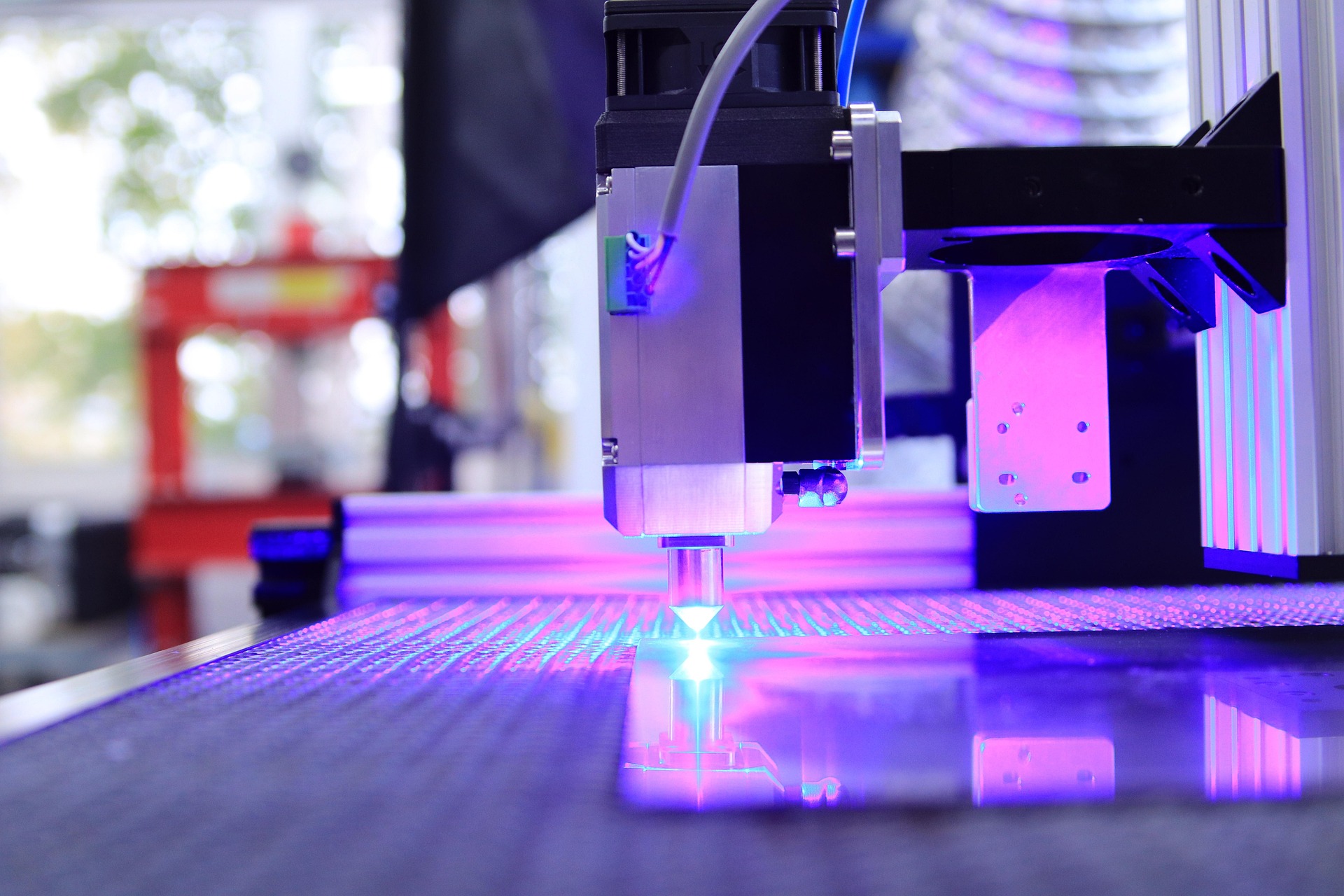 Diodenlaser können einer breiten Palette an Leistungsklassen angehören. Für die meisten bieten wir passendes Laserschutzglas an.