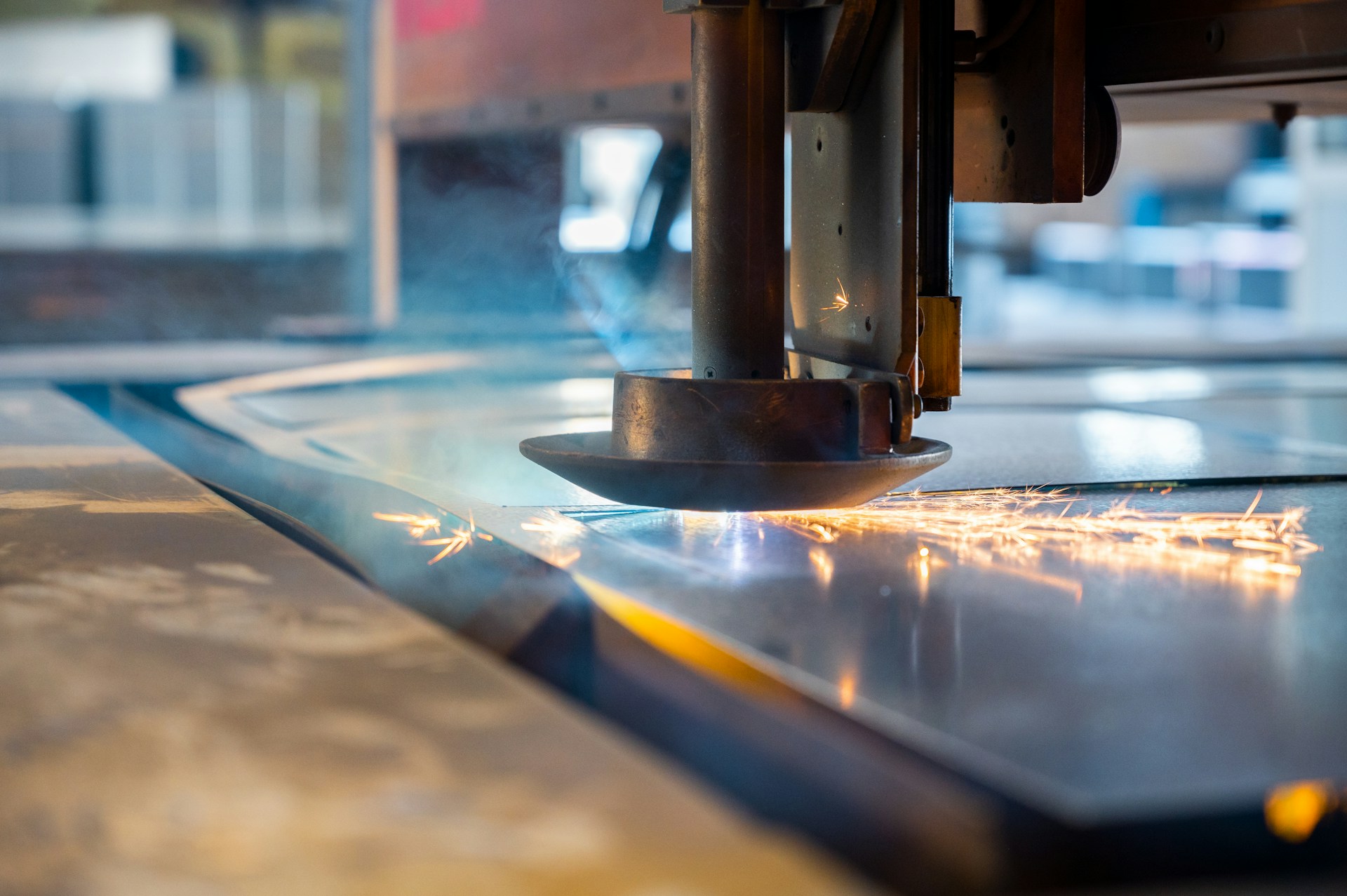 LA Isolierglas: Laserschutzfenster mit Laserschutz-Rollo